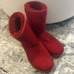Ugh boots. Beautiful red color. Size 7